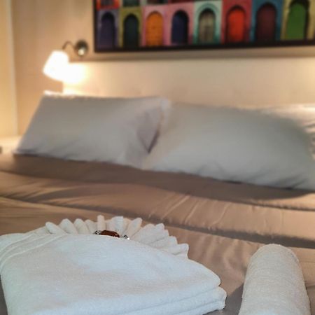 4Rooms Guest House Free Wi-Fi Салерно Экстерьер фото