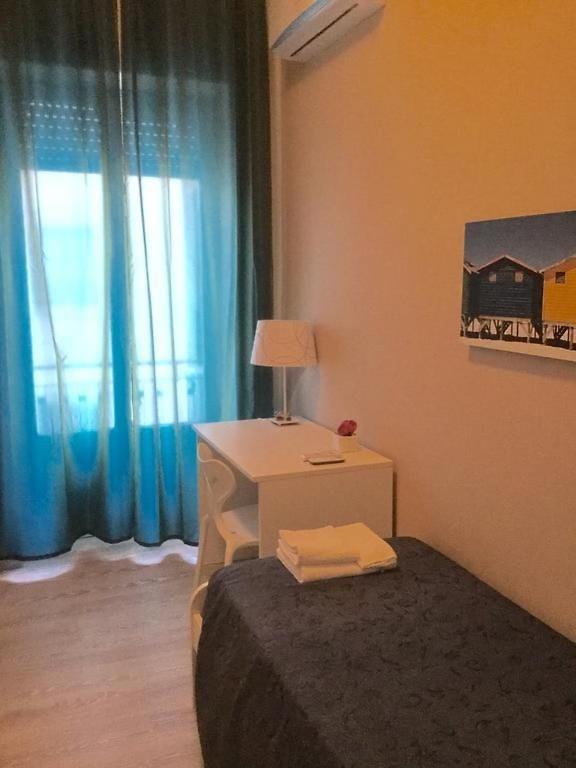 4Rooms Guest House Free Wi-Fi Салерно Экстерьер фото