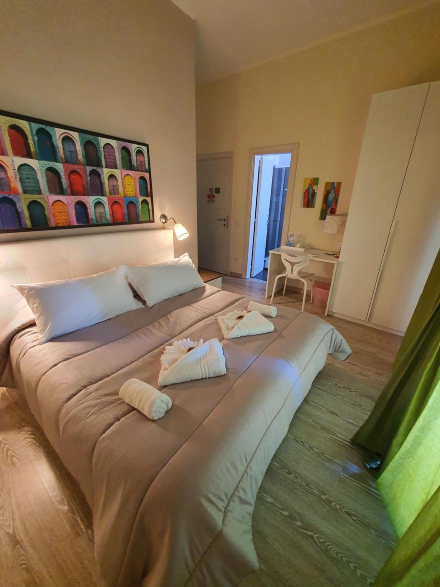 4Rooms Guest House Free Wi-Fi Салерно Экстерьер фото